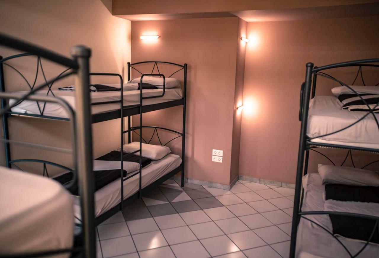 As-City Hostel Афины Экстерьер фото