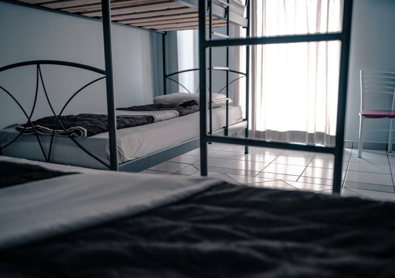 As-City Hostel Афины Экстерьер фото
