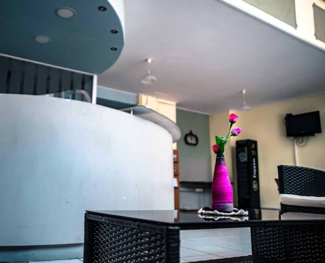 As-City Hostel Афины Экстерьер фото