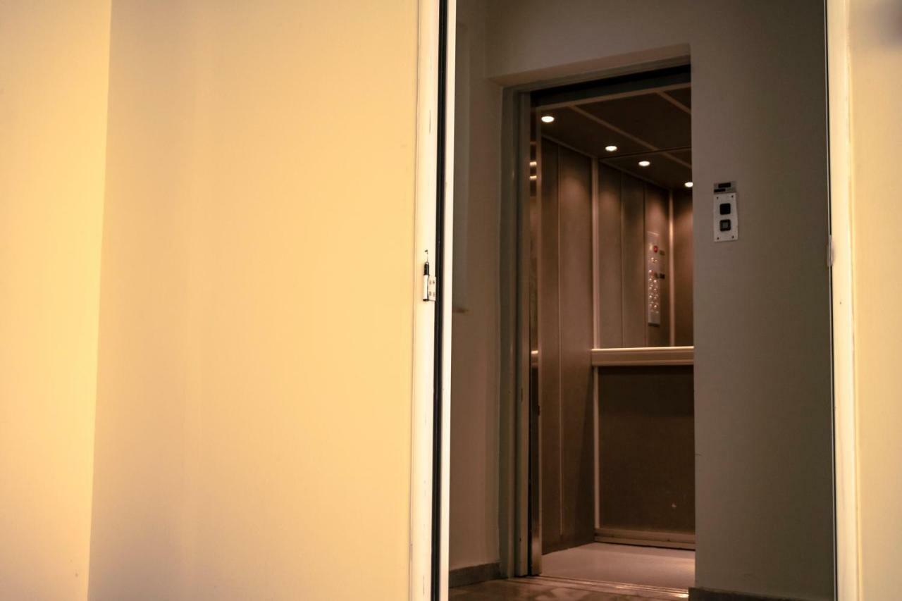As-City Hostel Афины Экстерьер фото