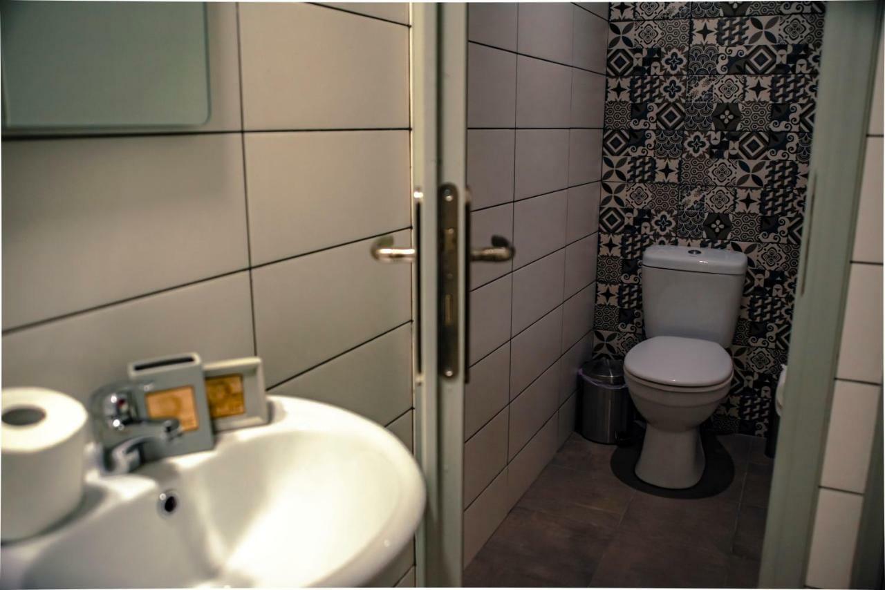 As-City Hostel Афины Экстерьер фото